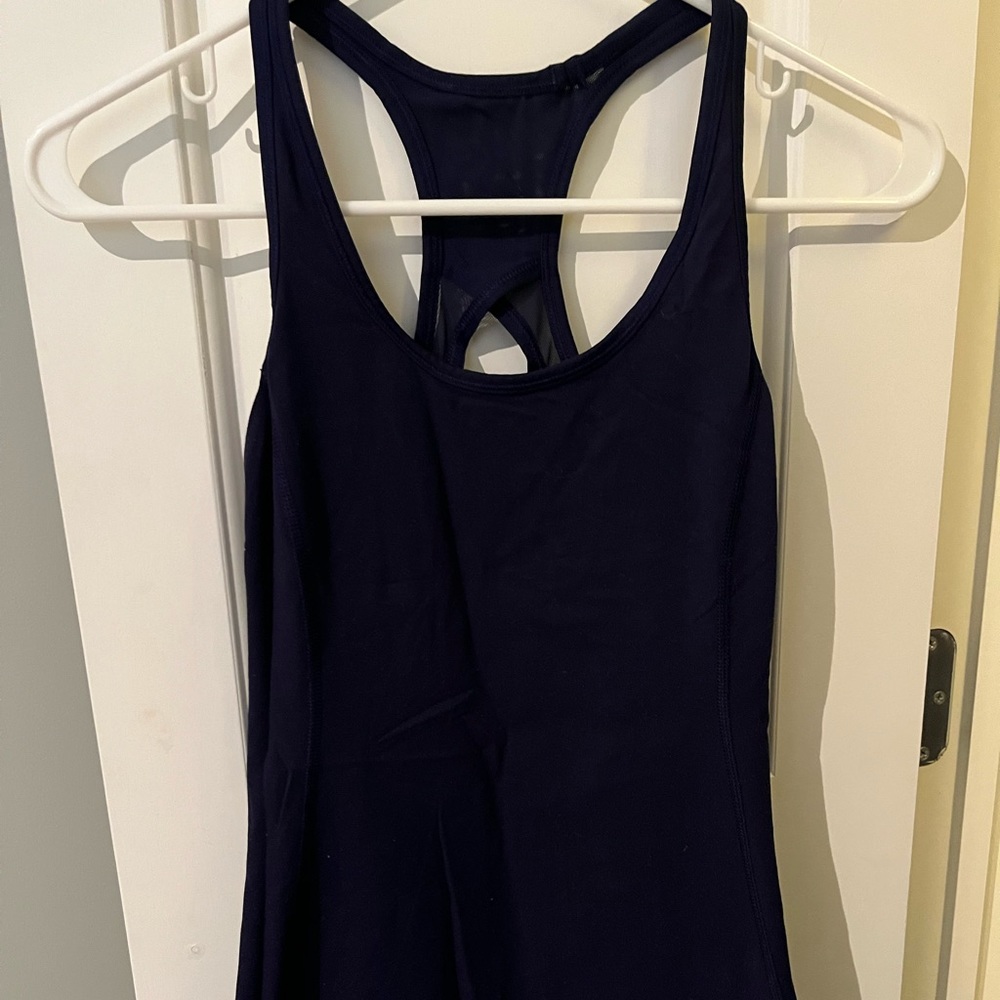 Lululemon workout tank